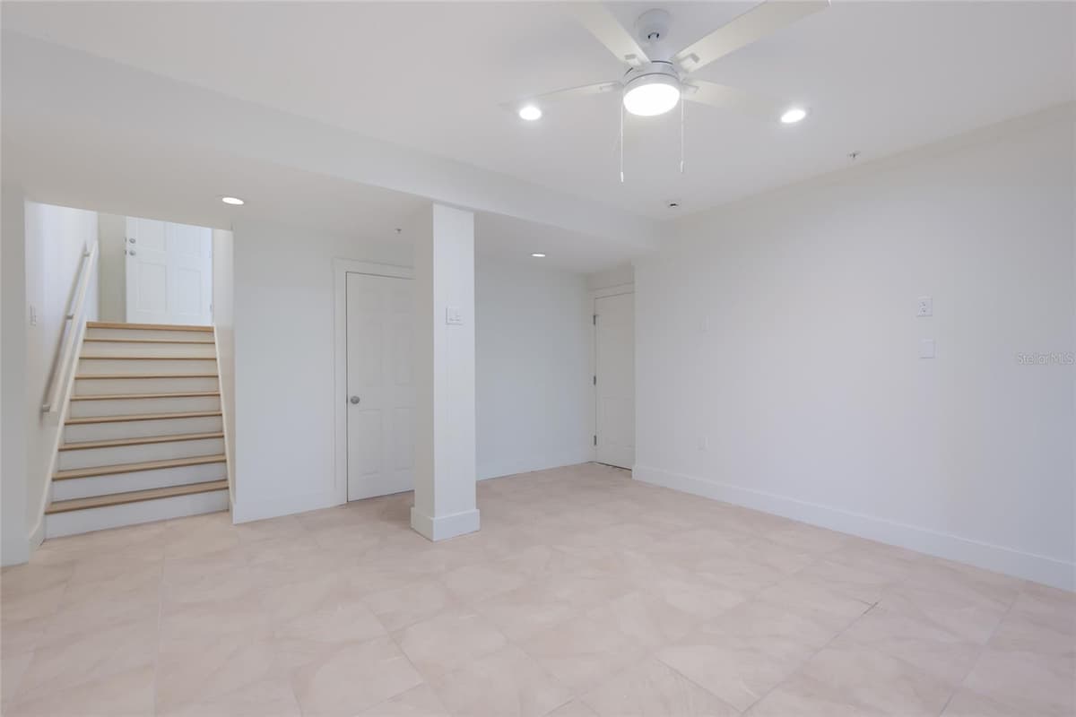 585 BUTTONWOOD BAY DRIVE — photo 45 of 70