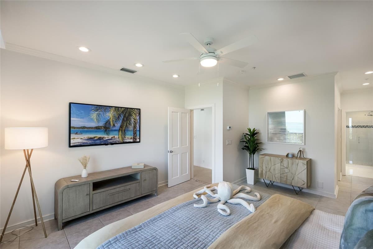 585 BUTTONWOOD BAY DRIVE — photo 19 of 70