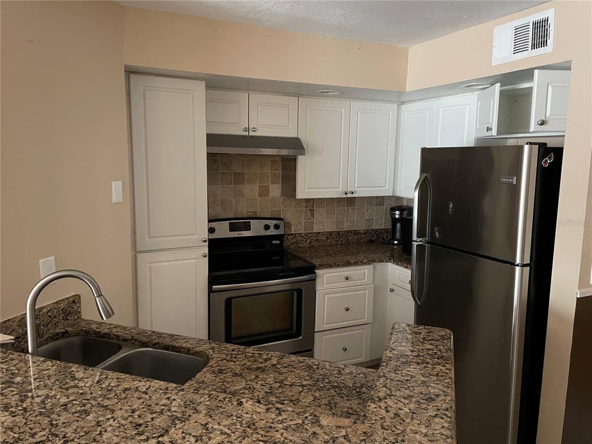 4512 COMMANDER DRIVE — photo 6 of 14