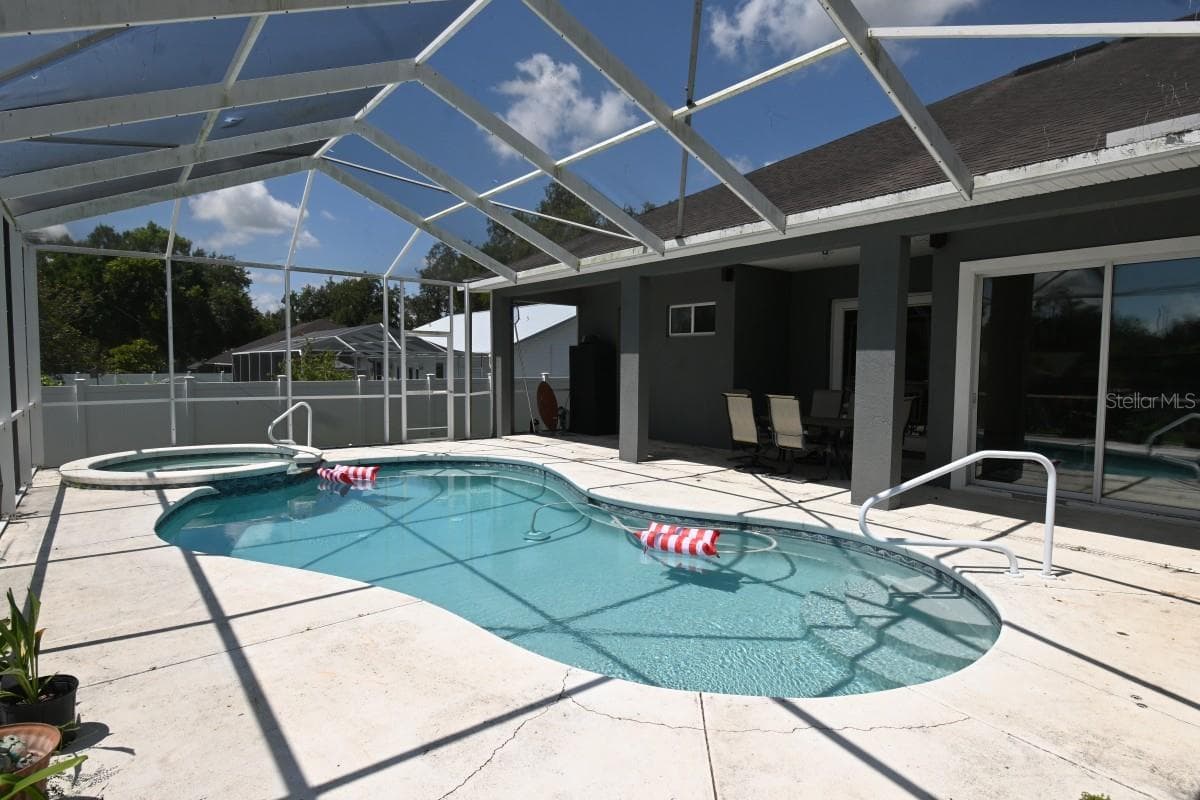 12106 PALM STREET — photo 30 of 36