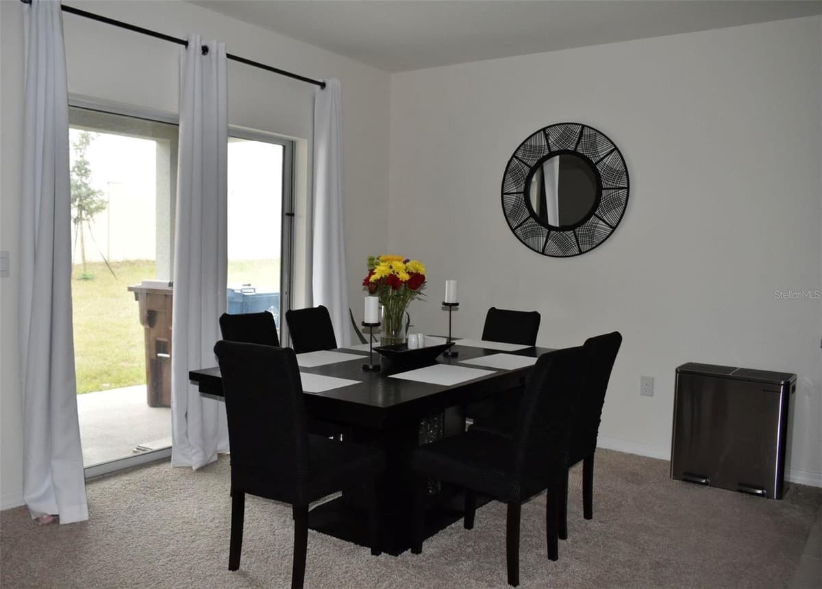 476 BOARDWALK AVENUE — photo 6 of 10