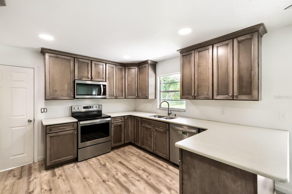 2715 RAMSEY DR — photo 10 of 29
