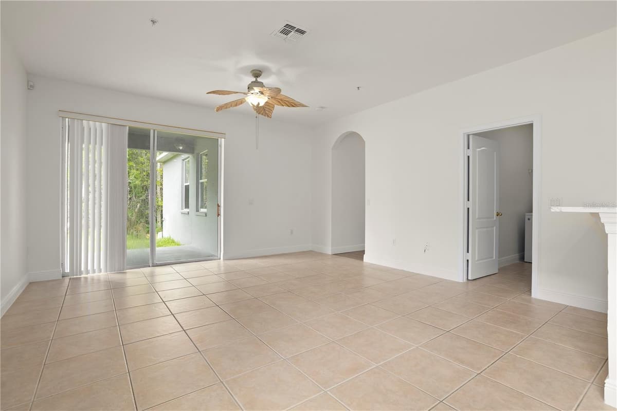10402 EASTPARK LAKE DRIVE — photo 6 of 28