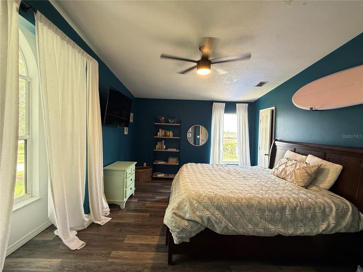 1 HARRIS CIRCLE — photo 25 of 100