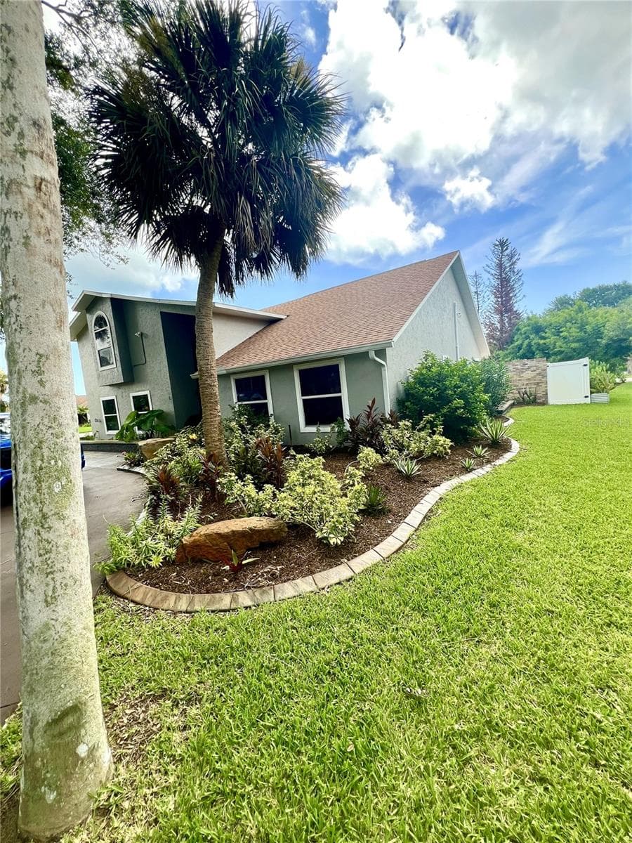 1 HARRIS CIRCLE — photo 60 of 100