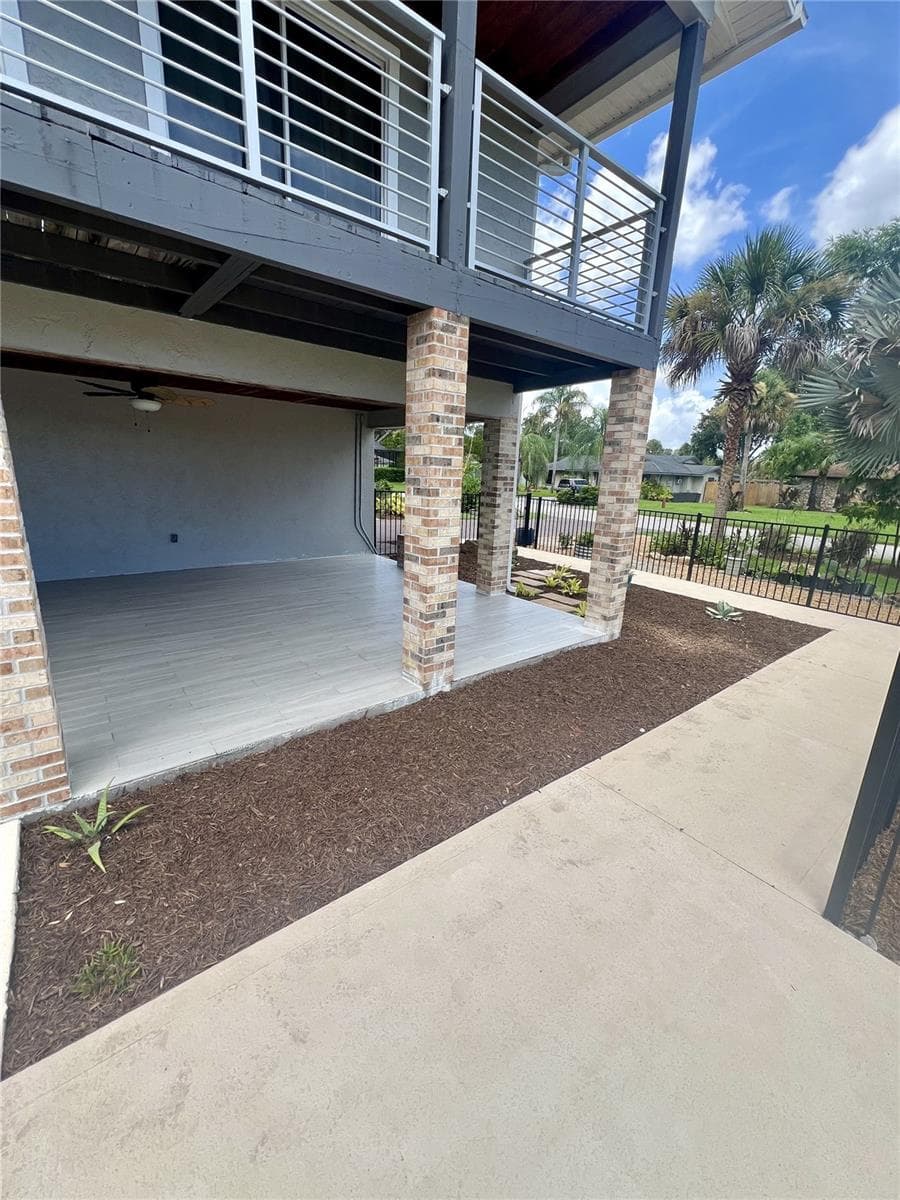 1 HARRIS CIRCLE — photo 80 of 100