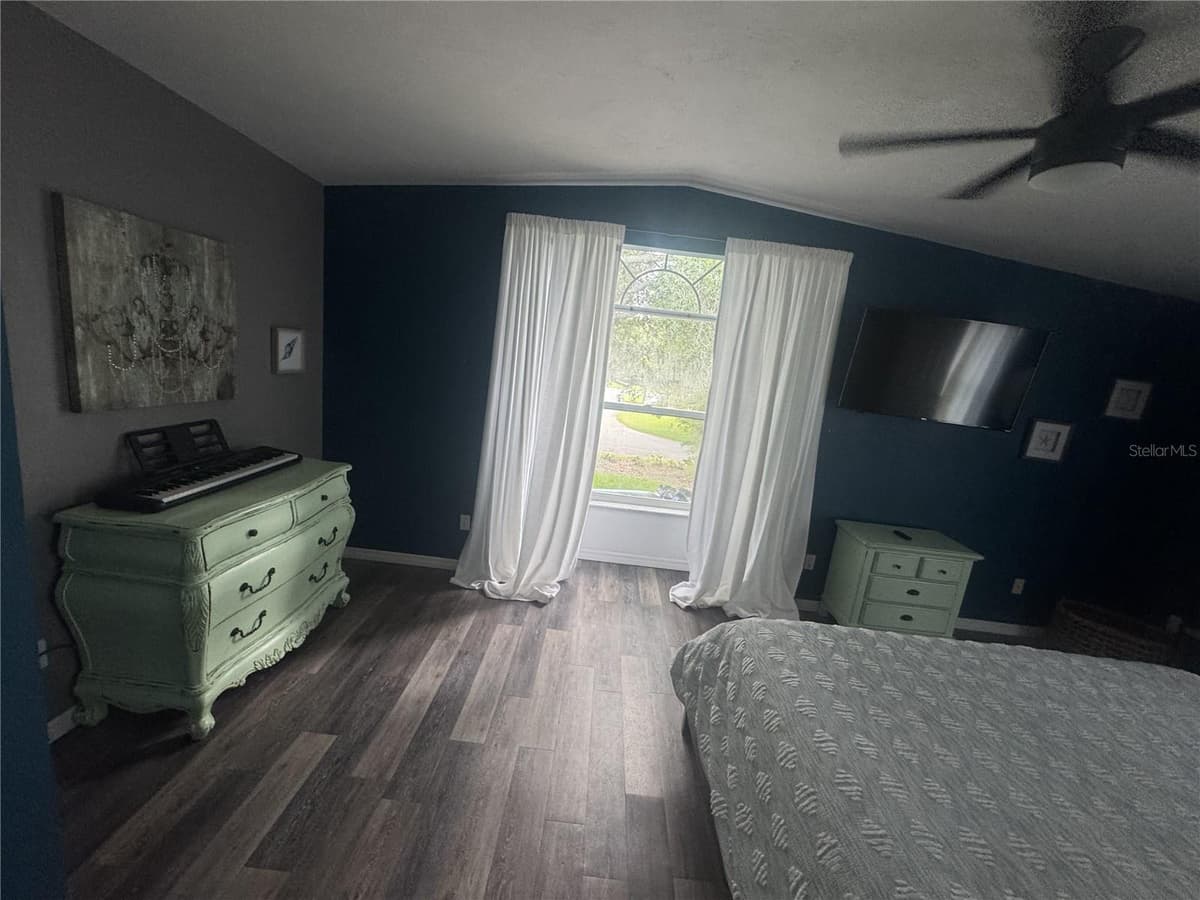 1 HARRIS CIRCLE — photo 97 of 100