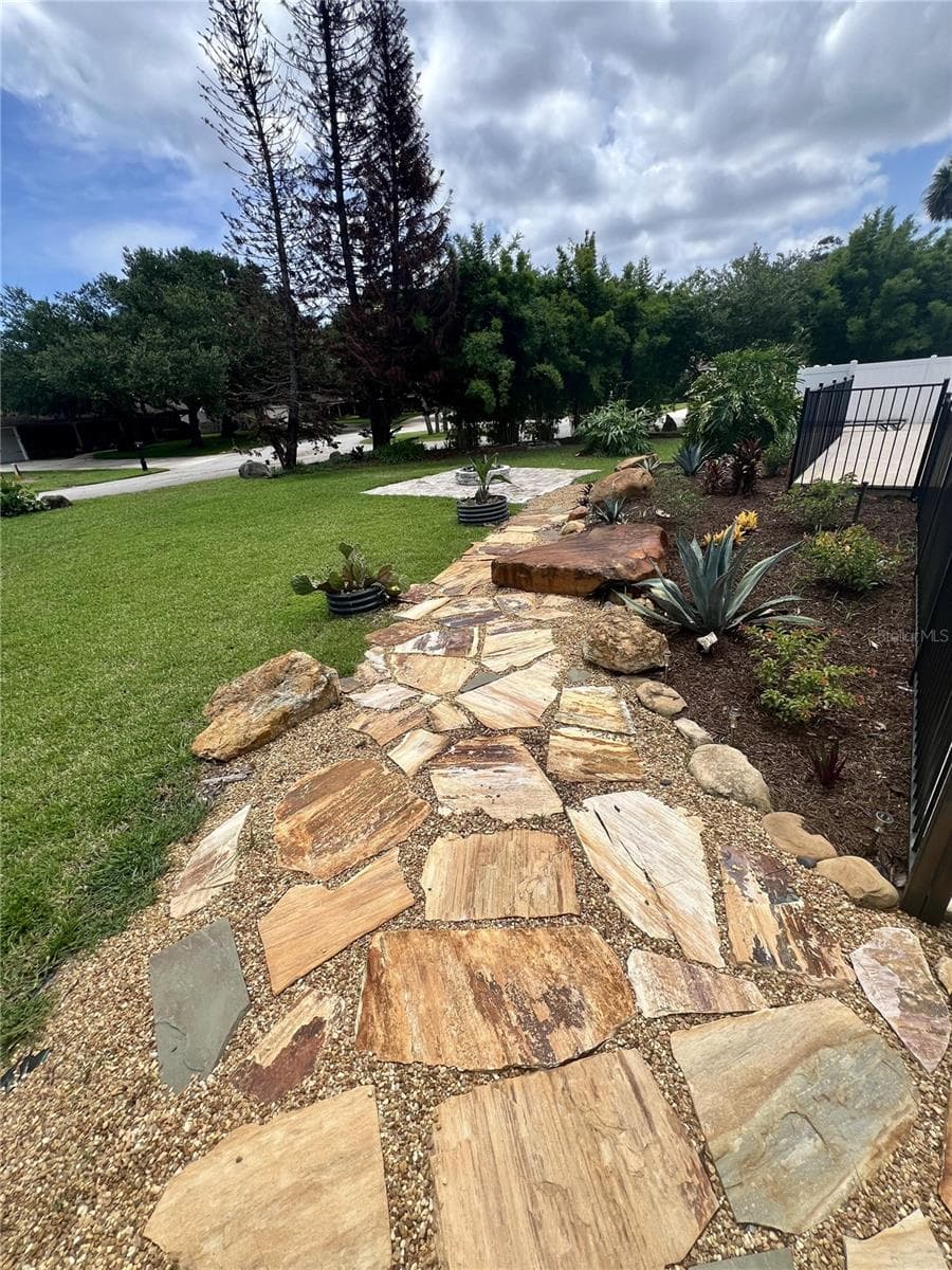 1 HARRIS CIRCLE — photo 78 of 100