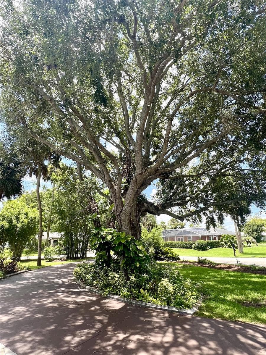 1 HARRIS CIRCLE — photo 55 of 100