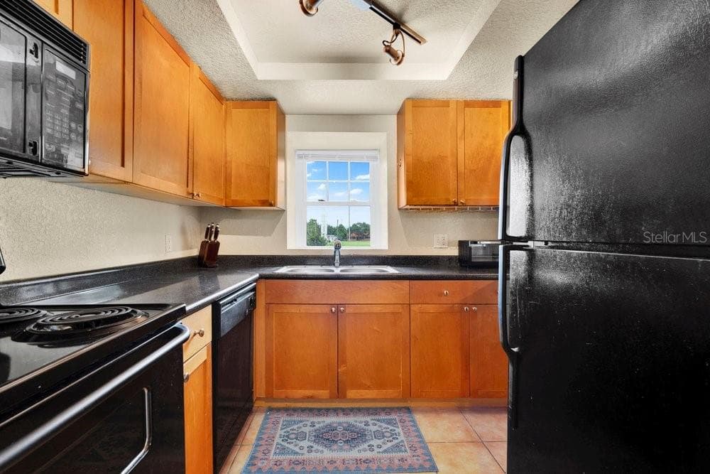 792 MICHIGAN STREET — photo 10 of 29