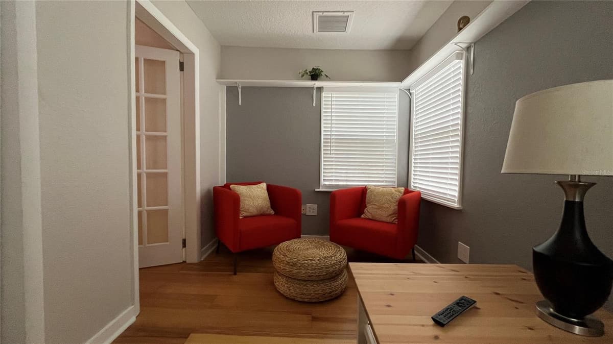 2301 IDLEWILD AVENUE — photo 10 of 38