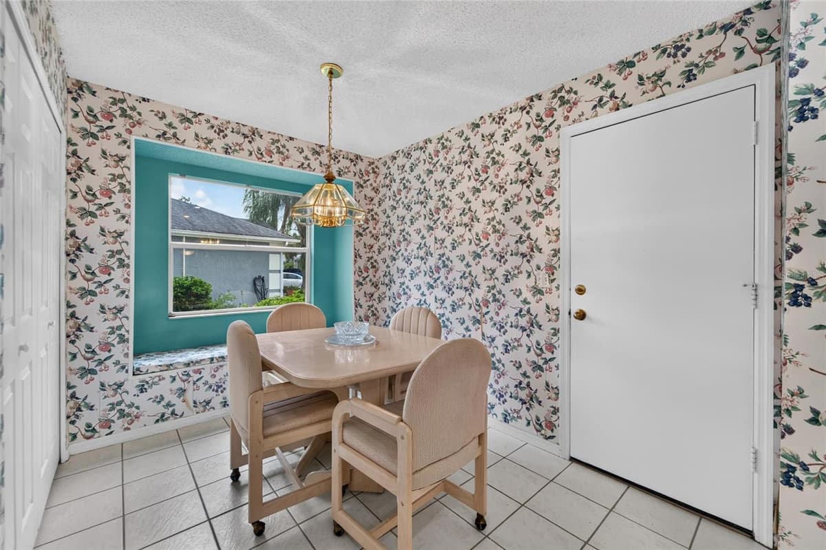 1023 MCDANIEL STREET — photo 12 of 83