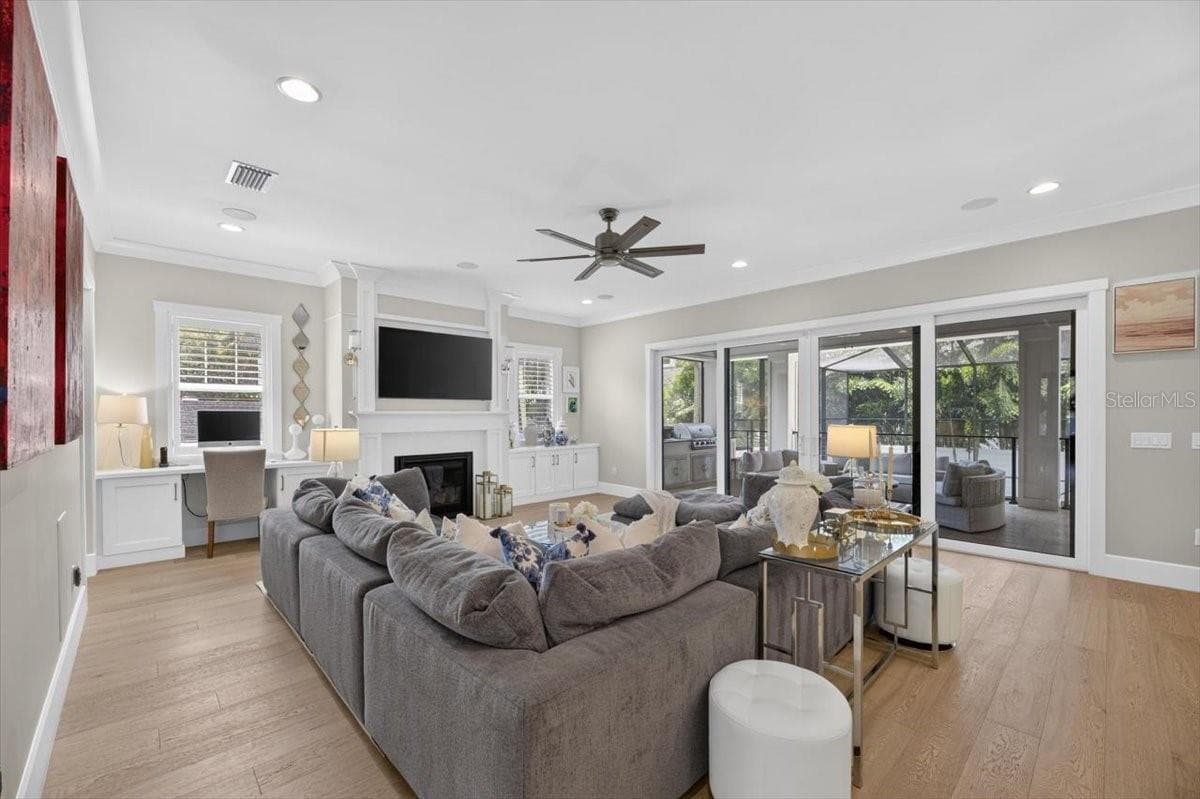 4814 SAN JOSE STREET — photo 15 of 89
