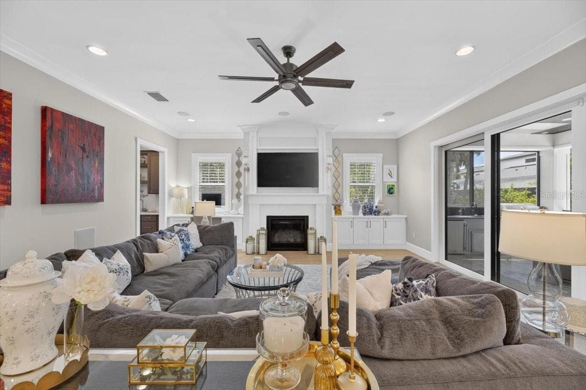 4814 SAN JOSE STREET — photo 19 of 89