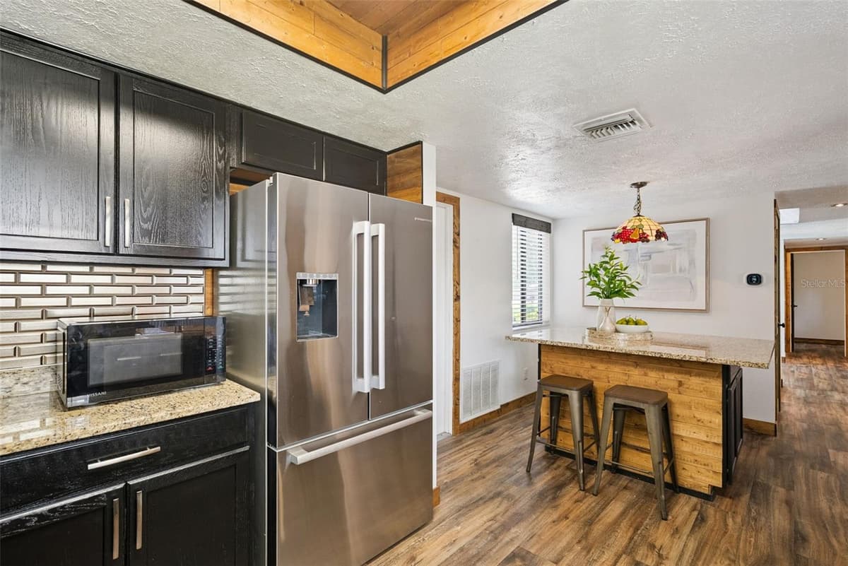 916 CLEVELAND STREET — photo 13 of 43