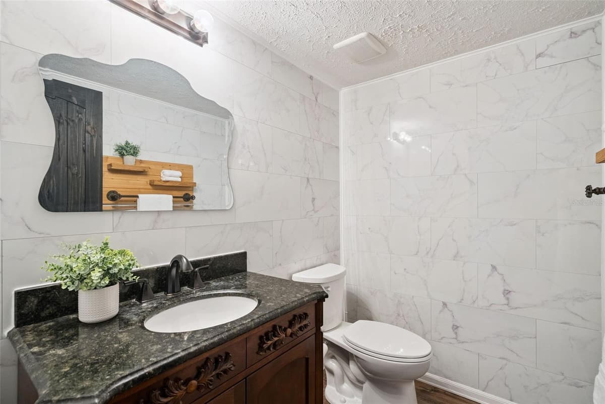 916 CLEVELAND STREET — photo 15 of 43