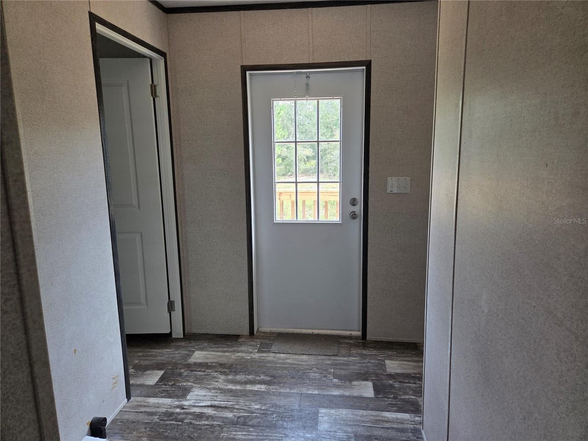 9448 ROUSSEAU STREET — photo 18 of 29