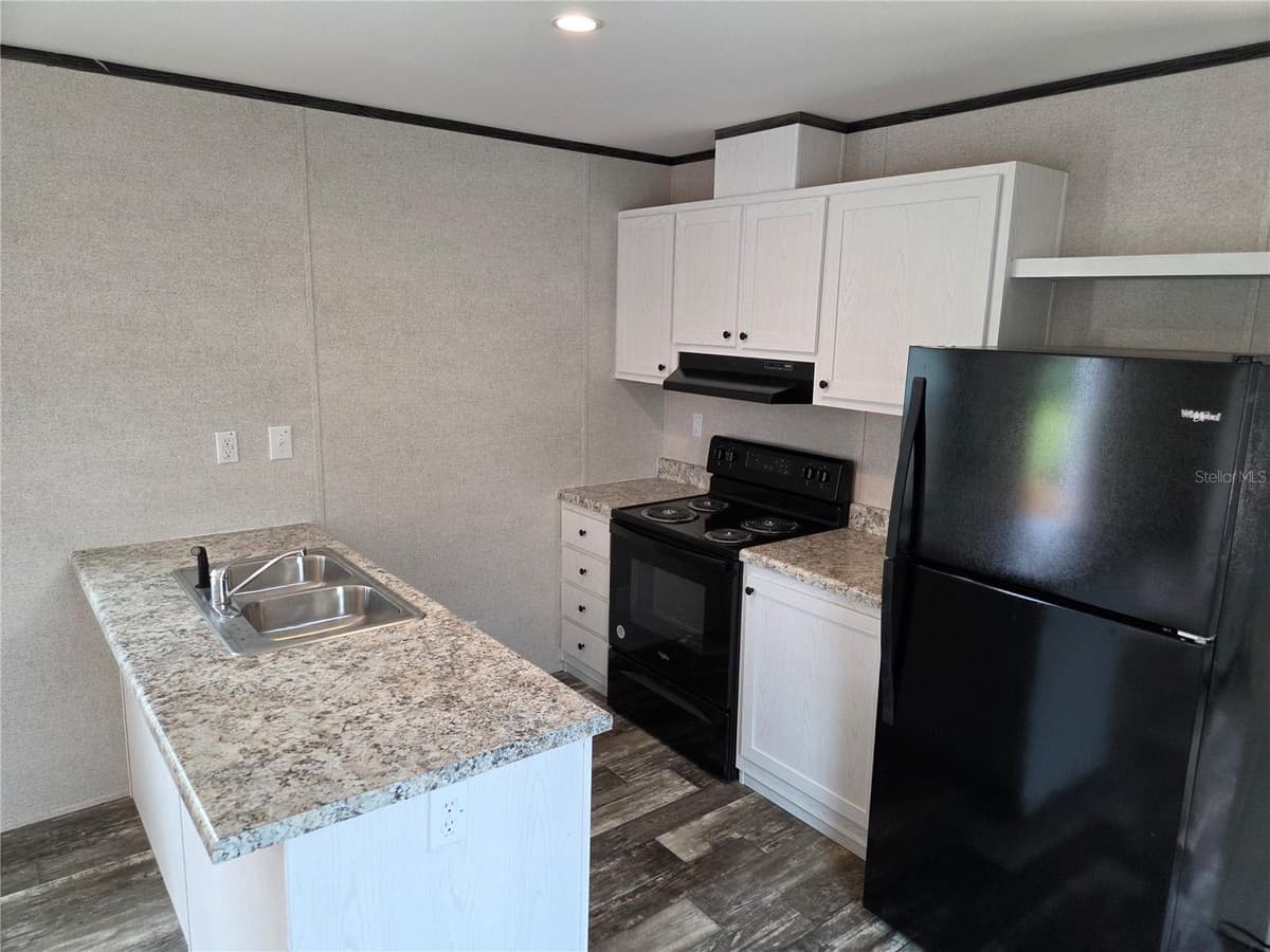 9448 ROUSSEAU STREET — photo 9 of 29