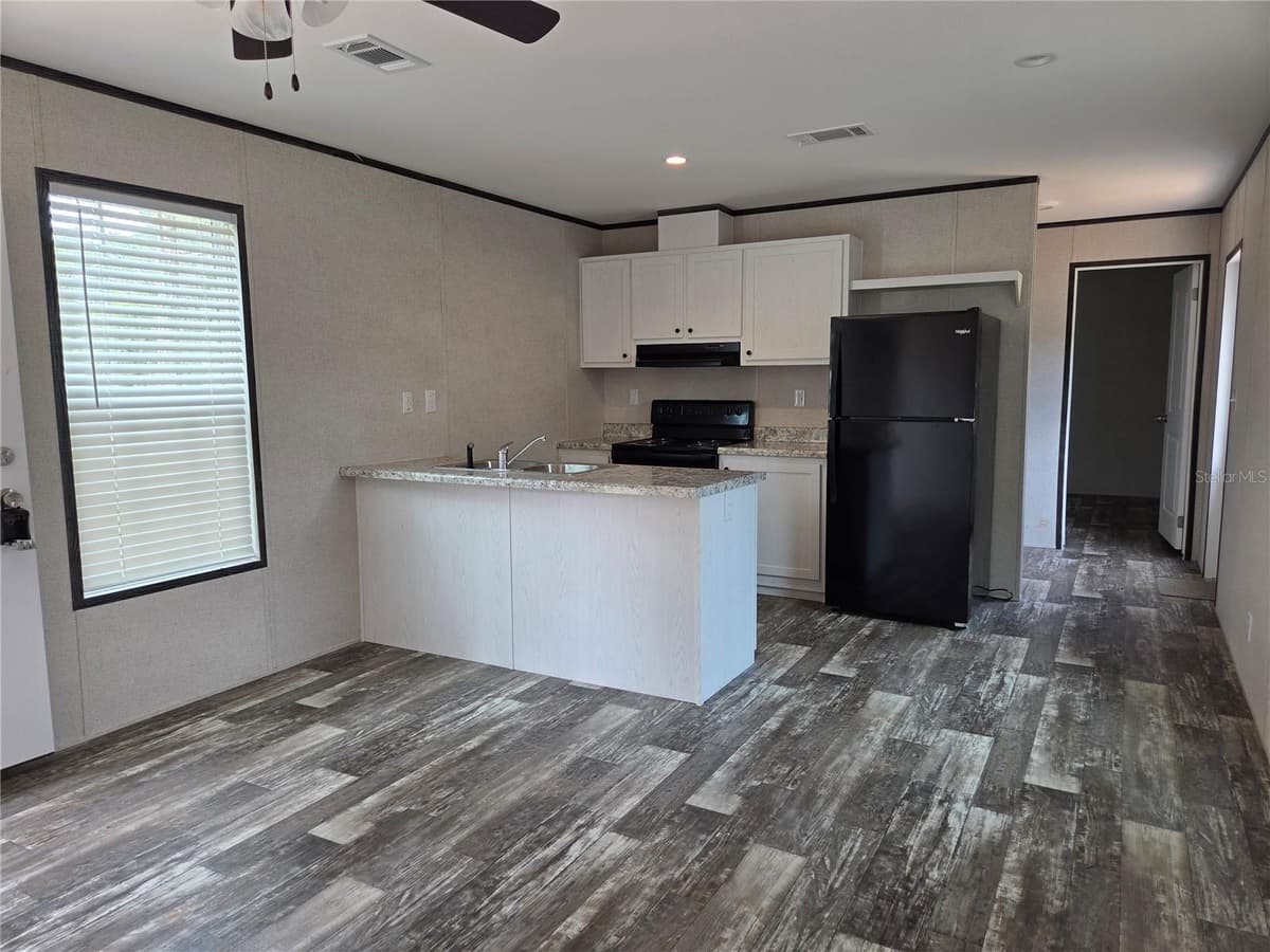 9448 ROUSSEAU STREET — photo 7 of 29
