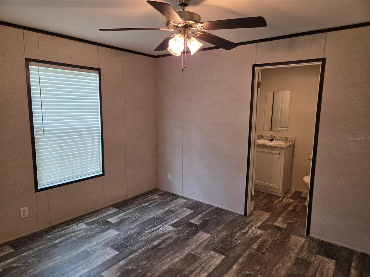 9448 ROUSSEAU STREET — photo 12 of 29