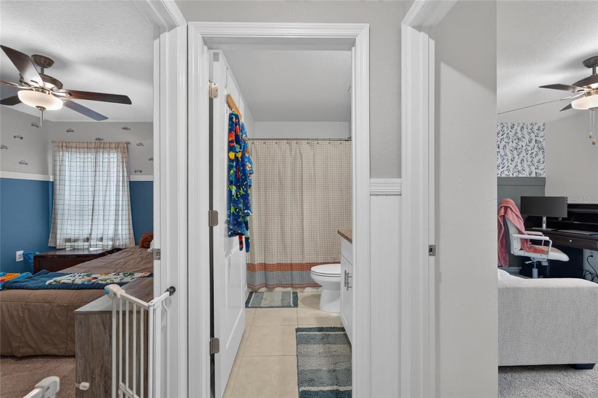 4450 COZY CONDOR COURT — photo 37 of 88