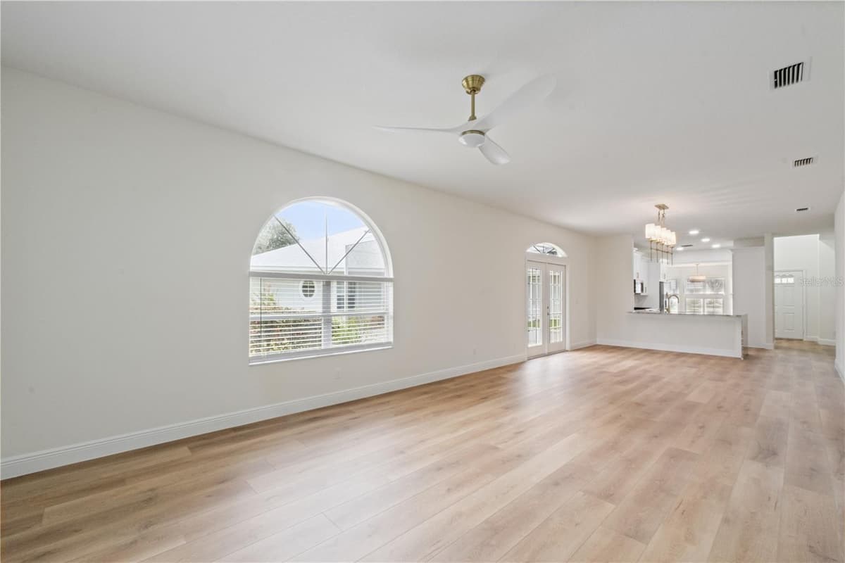 5619 PRINCE ANDREW COURT — photo 13 of 32