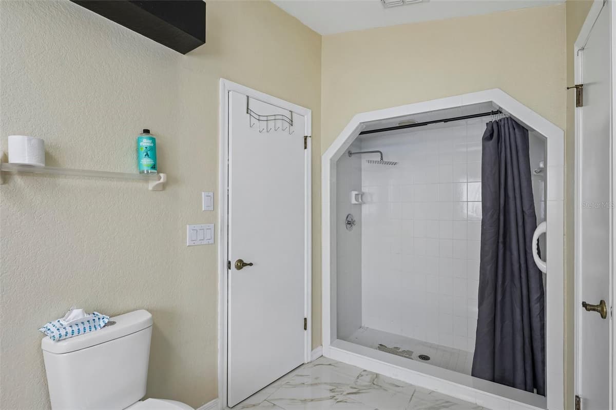 1260 MASADA LANE — photo 17 of 32