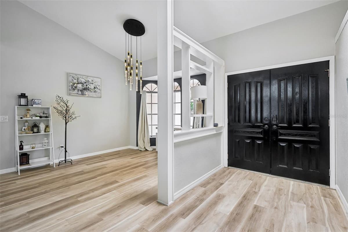 1260 MASADA LANE — photo 4 of 32