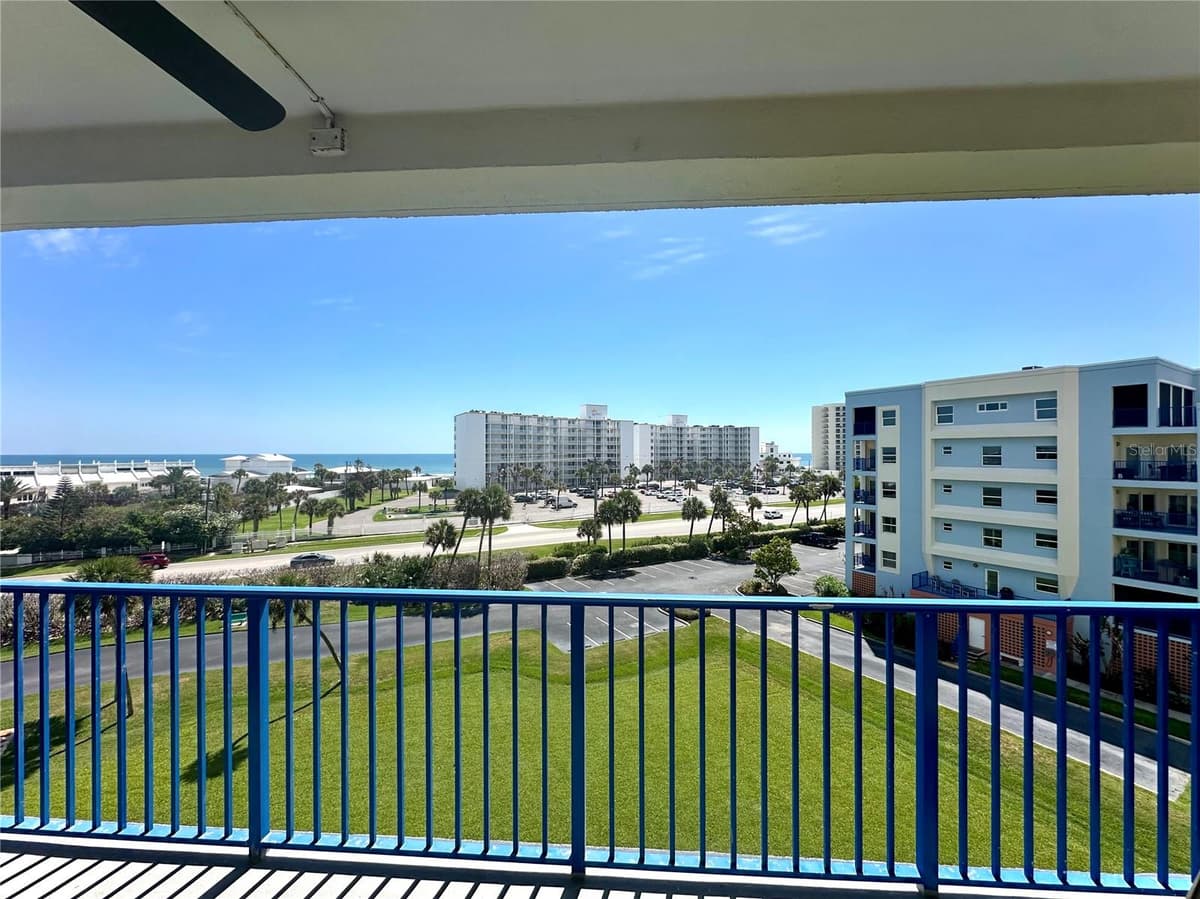 5300 ATLANTIC AVENUE — photo 45 of 59