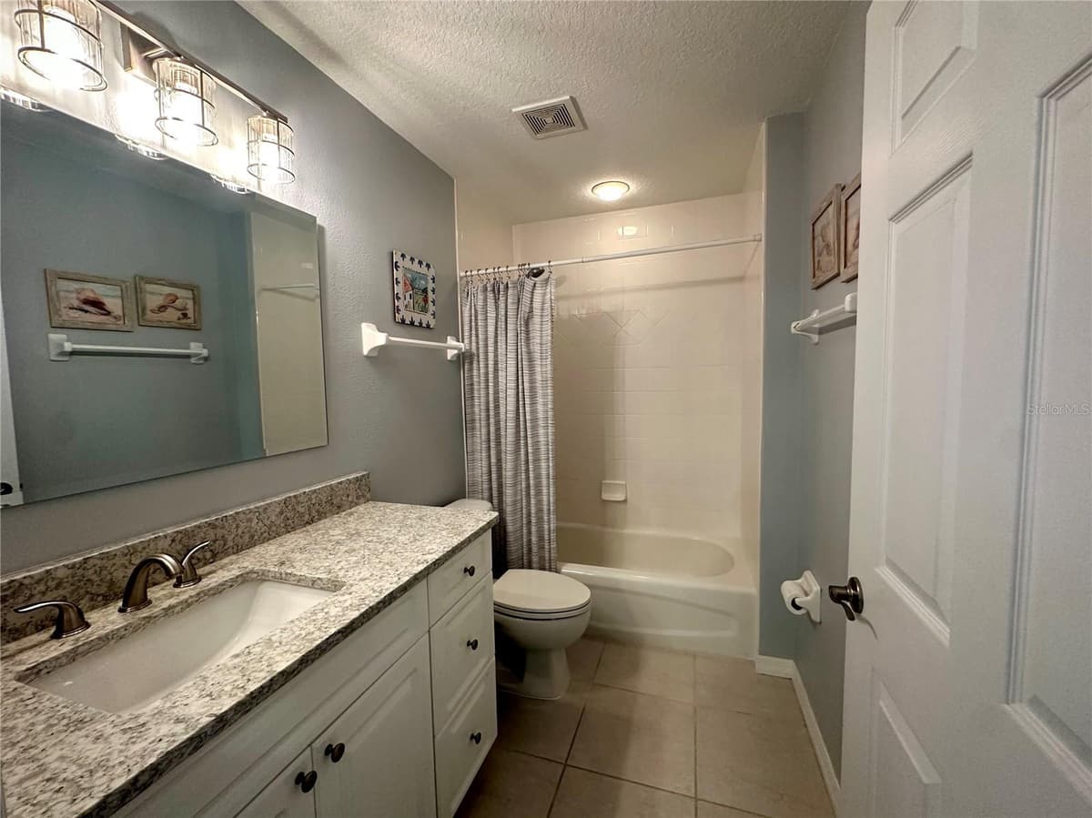 5300 ATLANTIC AVENUE — photo 13 of 59