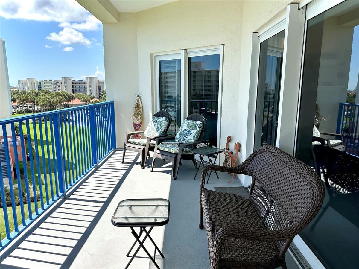 5300 ATLANTIC AVENUE — photo 44 of 59