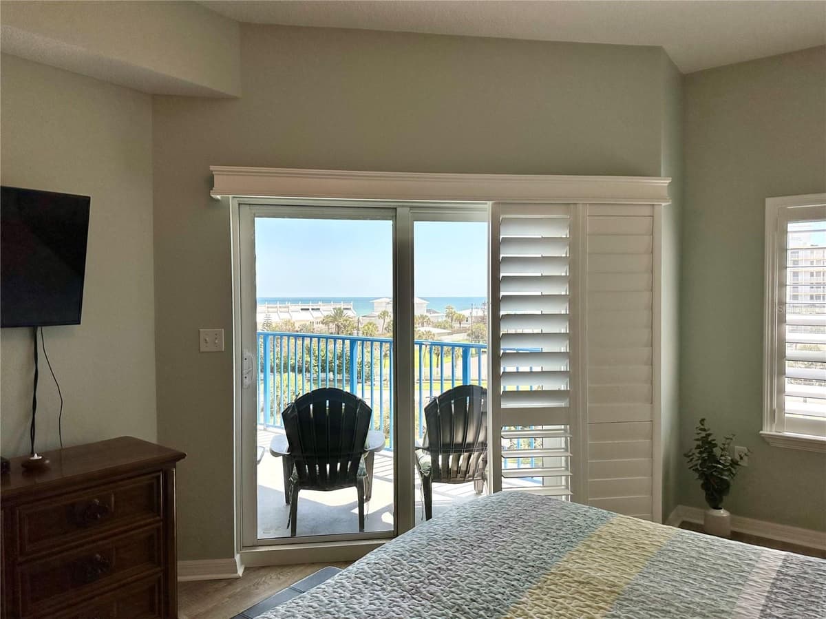 5300 ATLANTIC AVENUE — photo 35 of 59