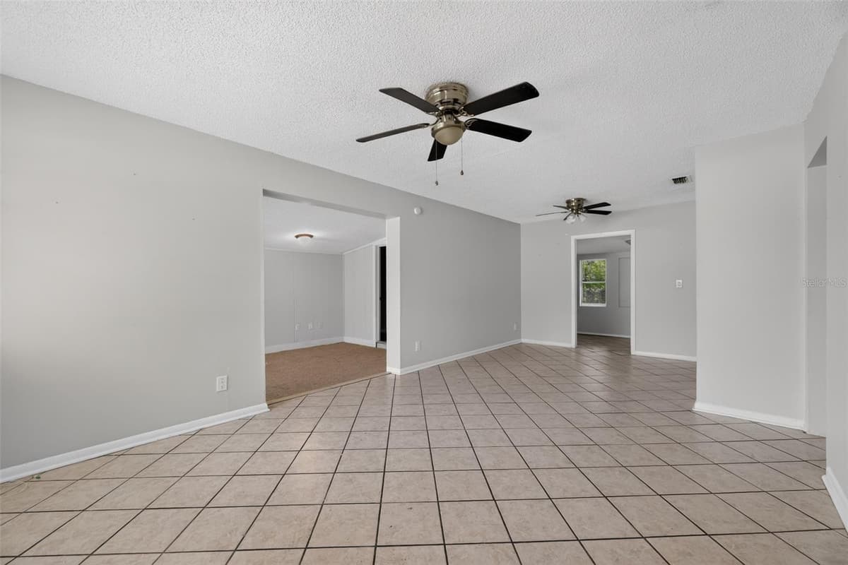 6728 PETER RABBIT DRIVE — photo 3 of 16