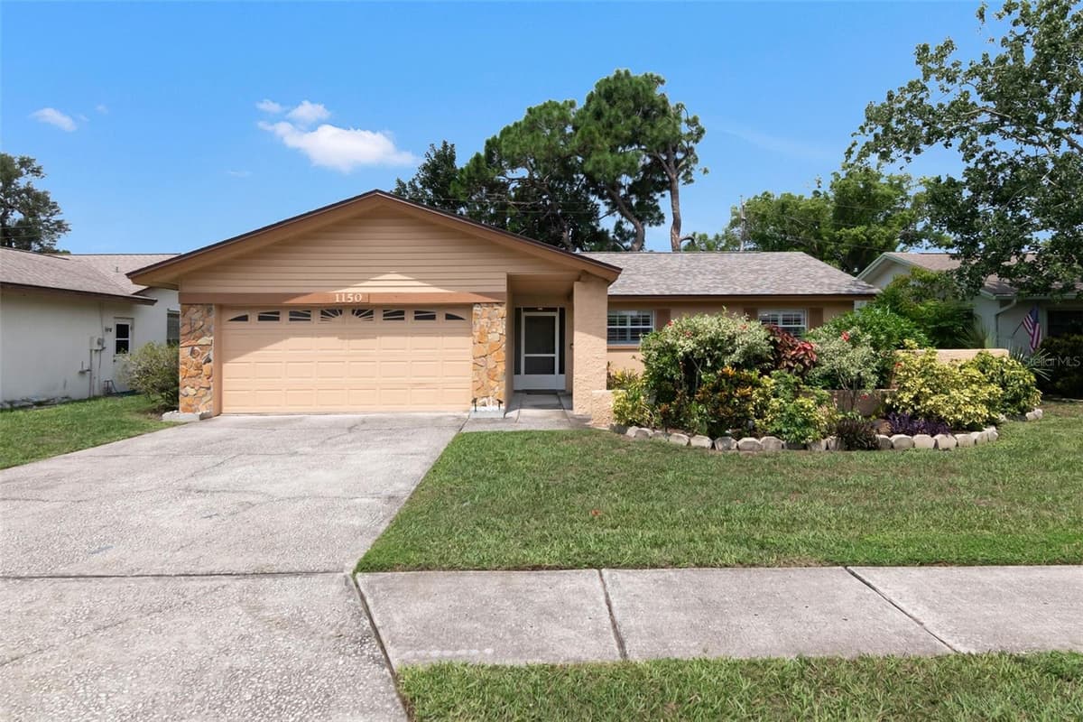 1150 BROOK DRIVE — photo 1 of 57