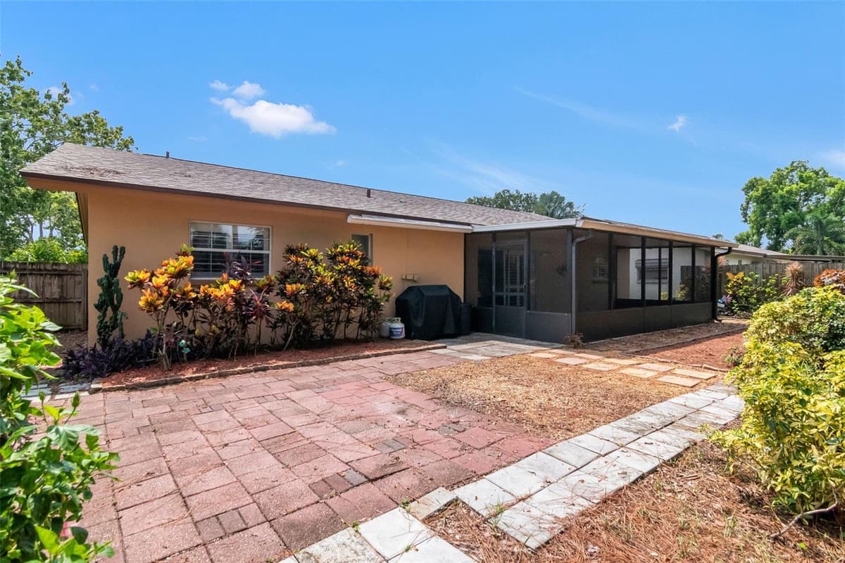 1150 BROOK DRIVE — photo 40 of 57