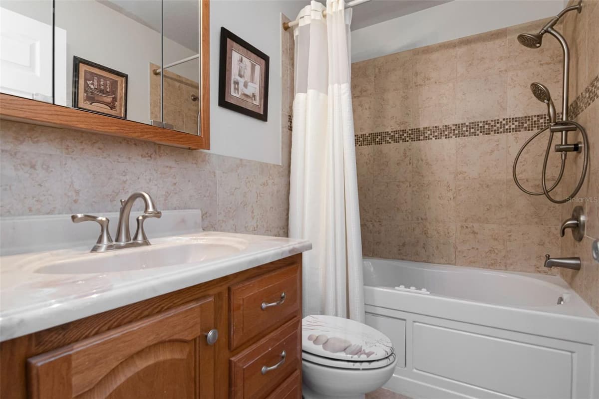 1150 BROOK DRIVE — photo 30 of 57