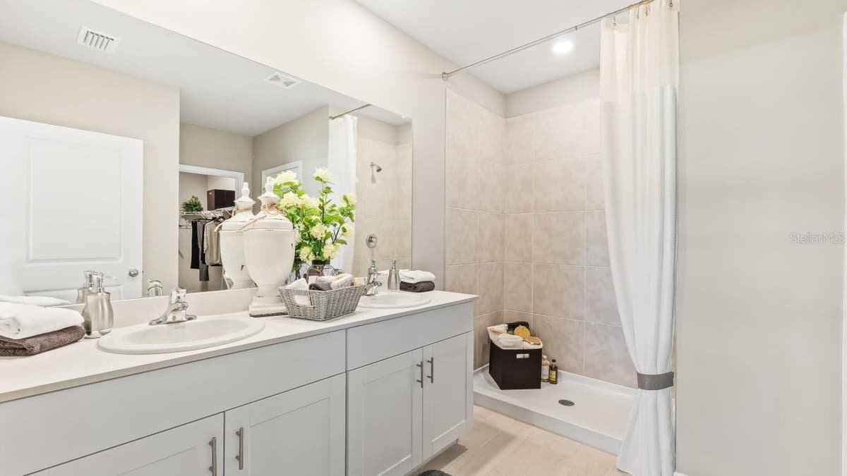 9626 TURTLE GRASS CIRCLE — photo 13 of 33