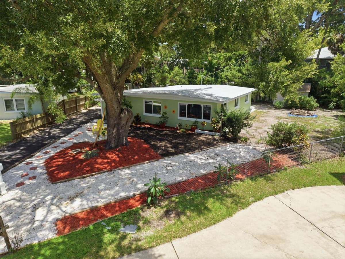 1516 ADELE PLACE — photo 45 of 57
