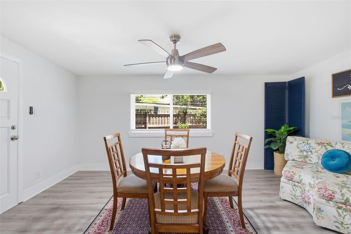 1516 ADELE PLACE — photo 11 of 57