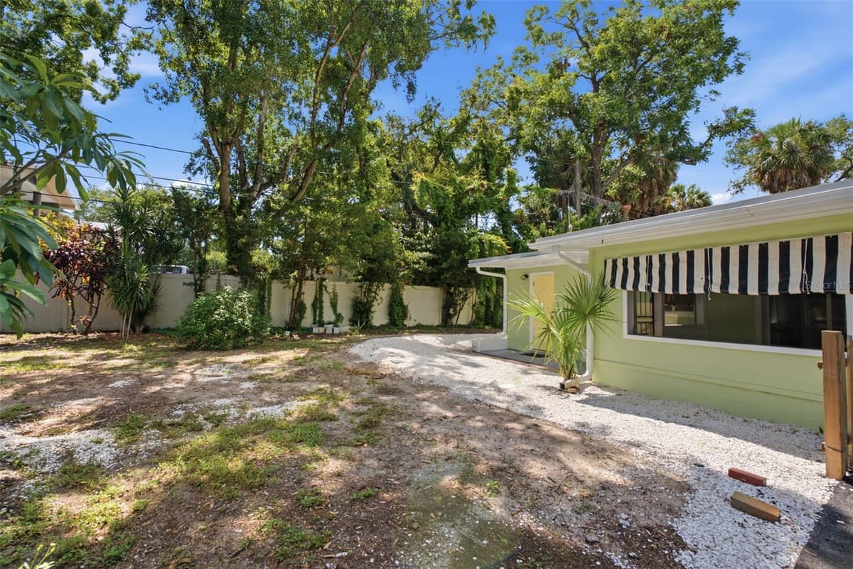 1516 ADELE PLACE — photo 37 of 57