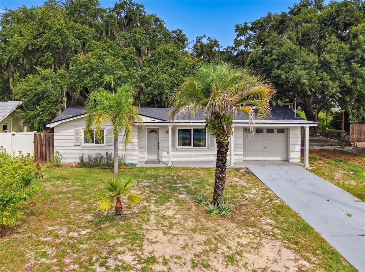 6845 MEDLAR DRIVE — photo 1 of 32