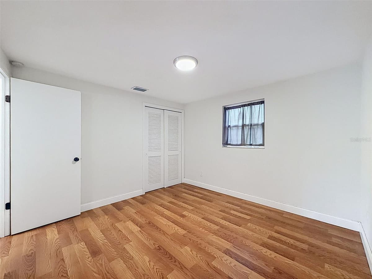 6845 MEDLAR DRIVE — photo 21 of 32