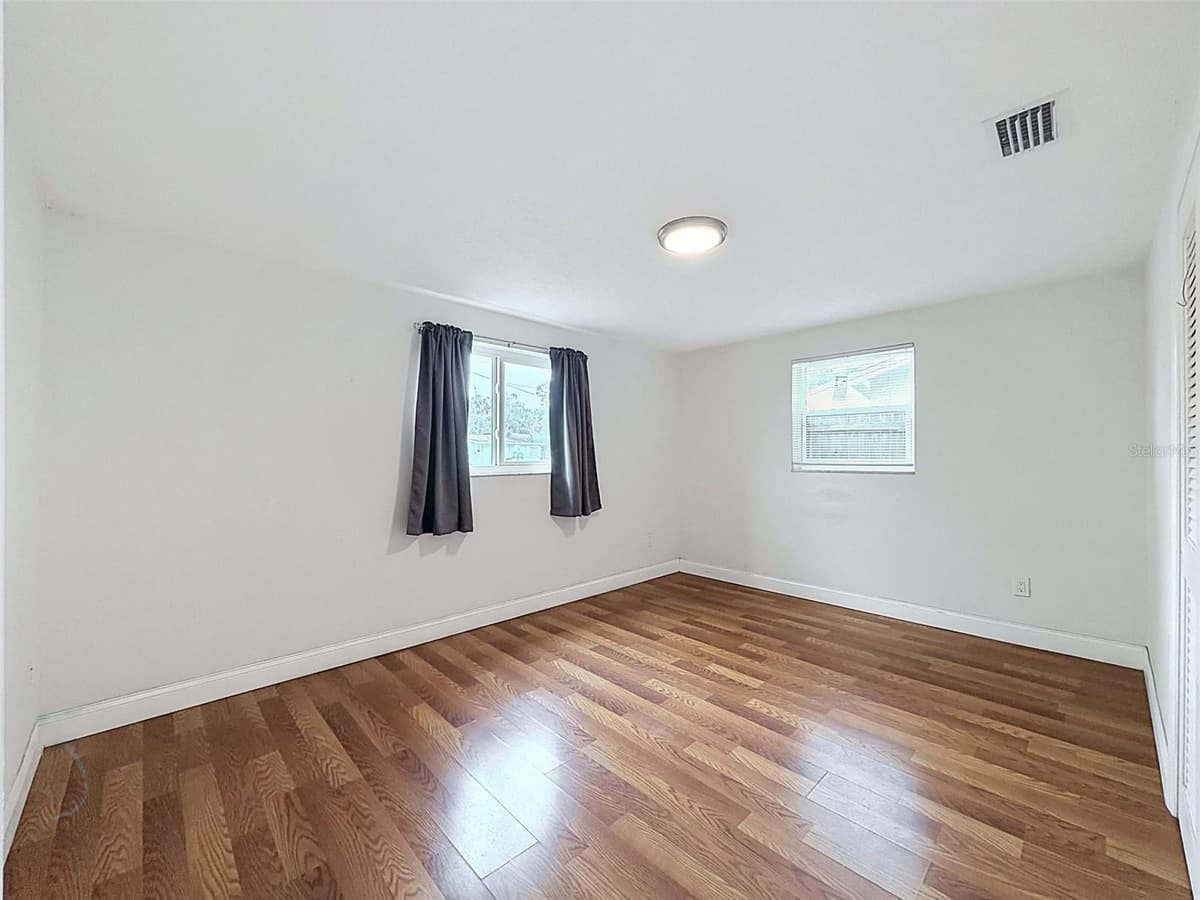 6845 MEDLAR DRIVE — photo 18 of 32