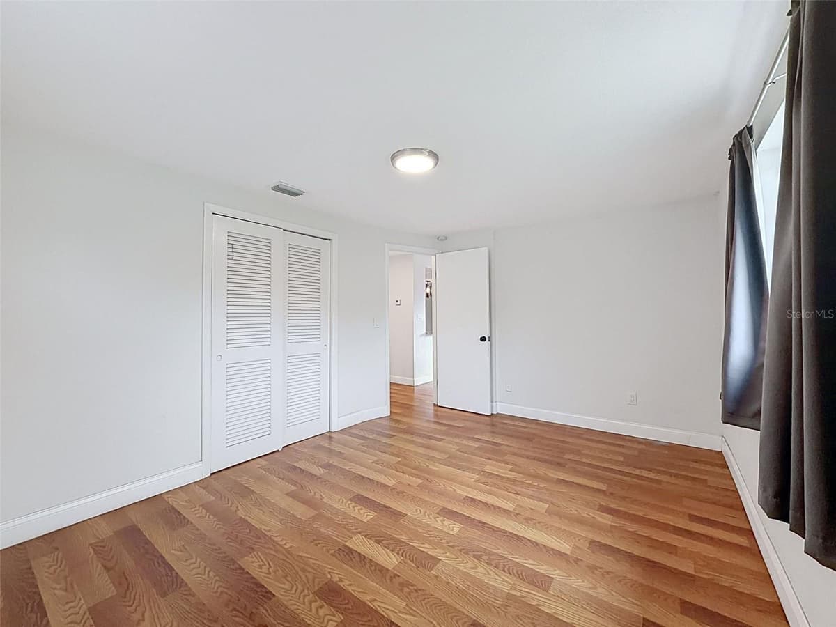 6845 MEDLAR DRIVE — photo 19 of 32
