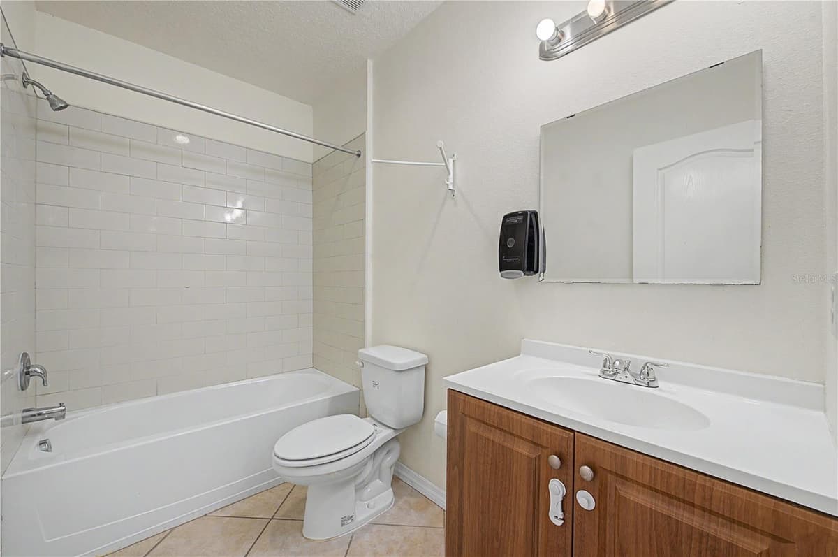 2106 PINE CHACE COURT — photo 26 of 39