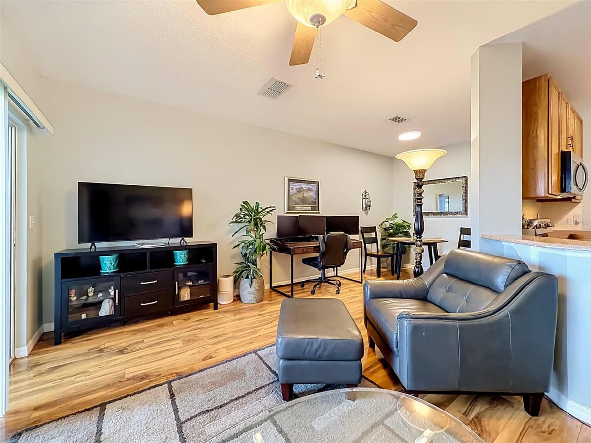 9379 FLOWERING COTTONWOOD ROAD — photo 13 of 42