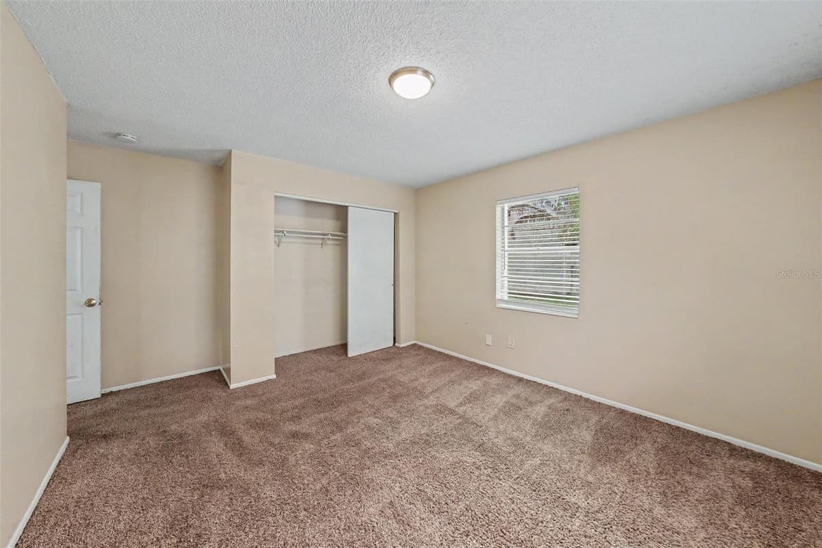 2451 GLENVIEW DRIVE — photo 19 of 29