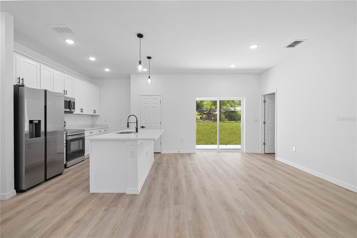 254 BRIMSON PLACE — photo 10 of 31