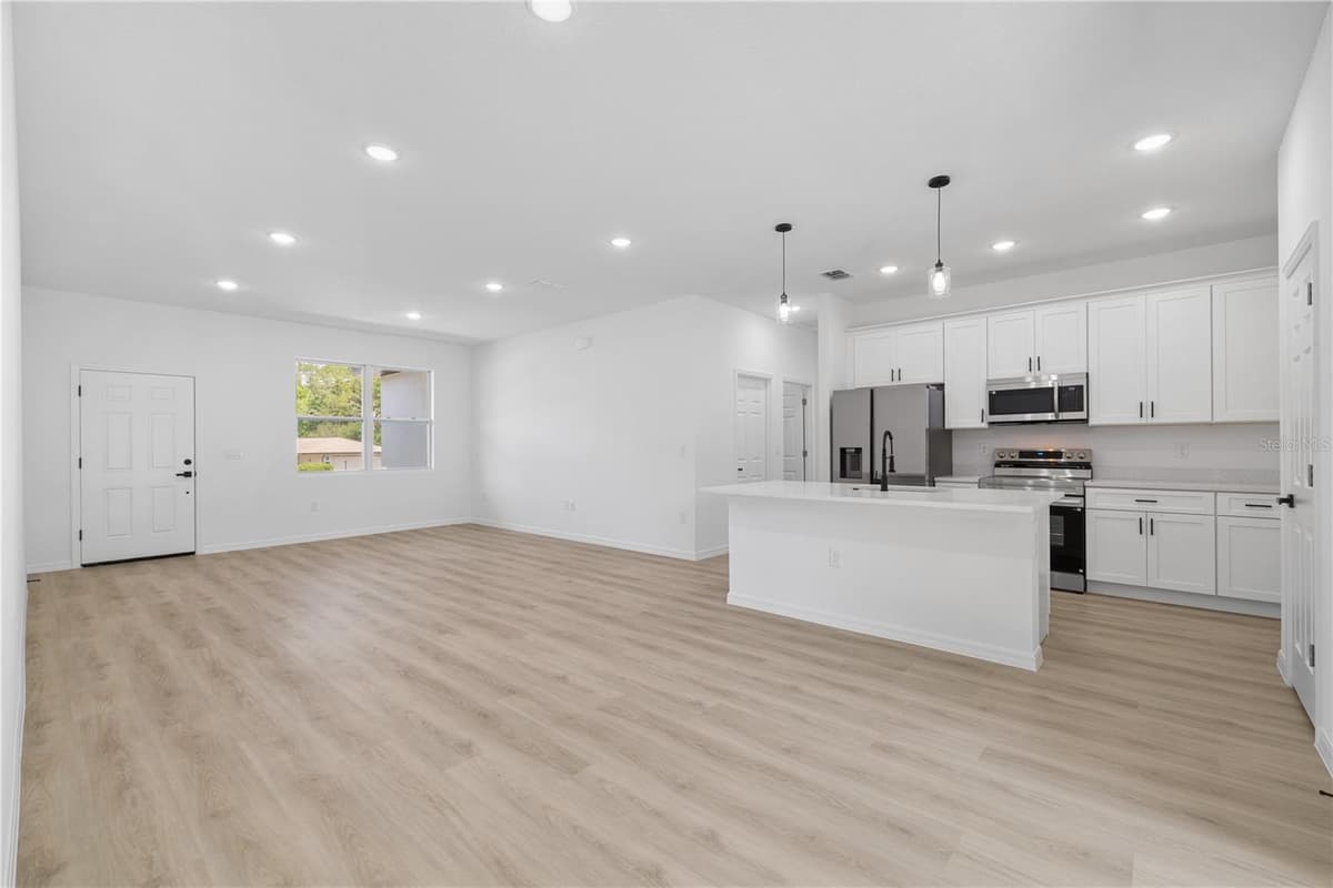 254 BRIMSON PLACE — photo 4 of 31