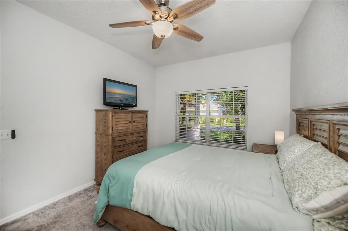 1253 RED OAK LANE — photo 35 of 82
